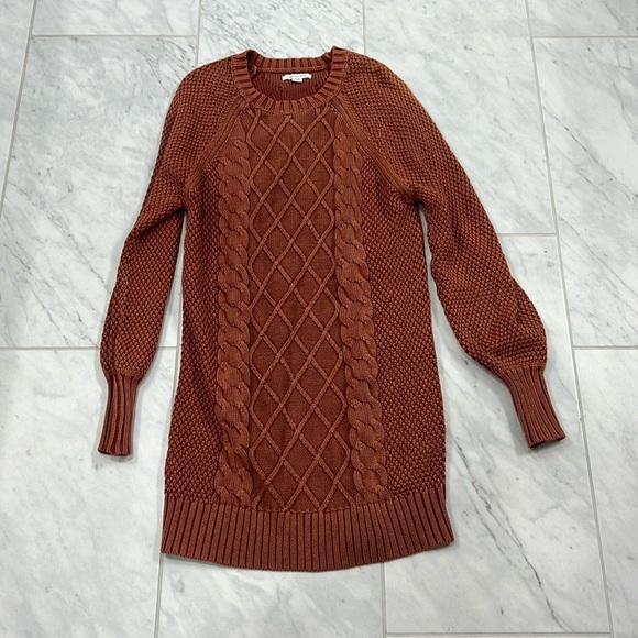 American Eagle Outfitters Dresses & Skirts - American Eagle sweater dress